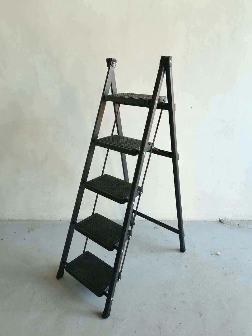 5 storey ladder (Category: Announcements) located in Manila. Submitted by haideshop (Listing ID 1467615354, Image 1). Description: .