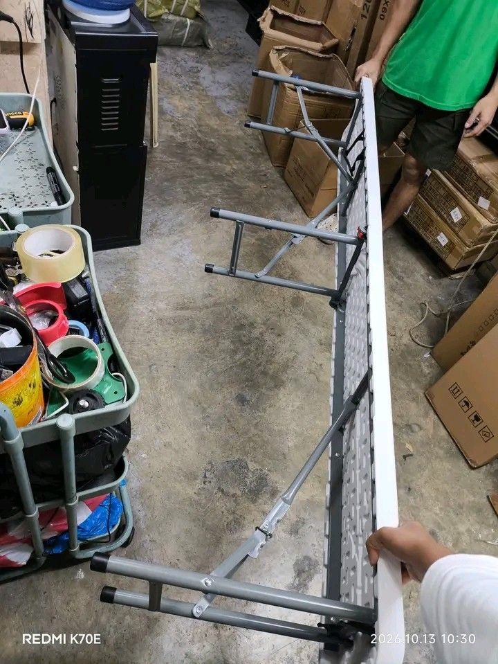 6ft bench chair (Category: Announcements) located in Quezon City. Submitted by anghies_shop (Listing ID 1467630353, Image 1). Description: .