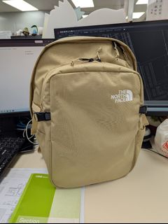 （分類：）位於 。 由 pouchseller 提交（商品編號 1467614596，圖片 1）。簡介： 。