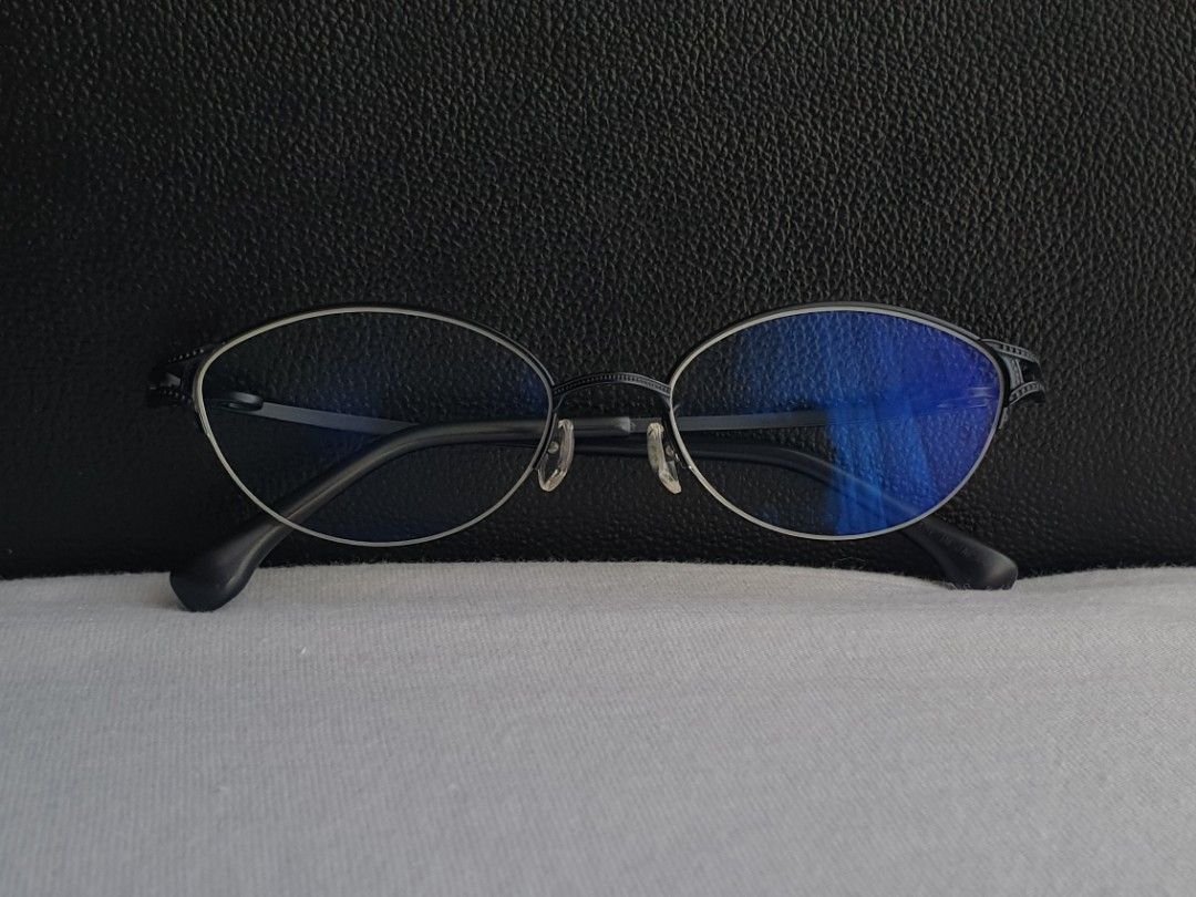 999.9 Four Nines Eyeglass Frame (Category: Sunglasses & Eyewear) located in Quezon City. Submitted by WasalakTwo (Listing ID 1467789153, Image 2). Description: Bought in Japan Good as new 35,000¥ SRP Durable and high quality Goodcondition Lens are graded, but replaceable Open for delivery nationwide Front Width 13.2cm Front Height 3.4cm.
