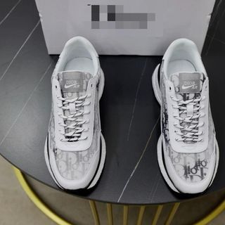 （分類：）位於 。 由 zenfalcon.403080 提交（商品編號 1467617304，圖片 1）。簡介： 。