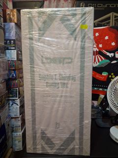 （分類：）位於 。 由 sraywing 提交（商品編號 1467719482，圖片 1）。簡介： 。