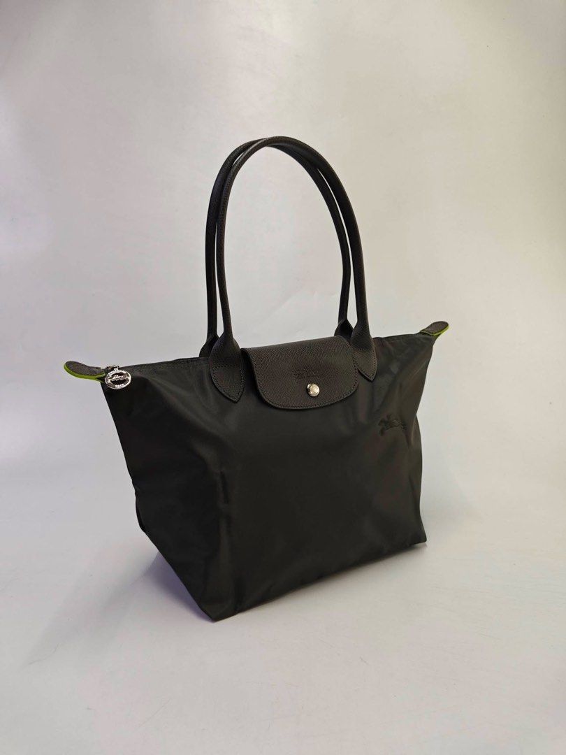 ❤️ Longchamp MLH Club - Graphite (Category: Tote Bags) located in Quezon City. Submitted by asrcollections (Listing ID 1467617816, Image 2). Description: Onhand and ready to ship/lalamove.
