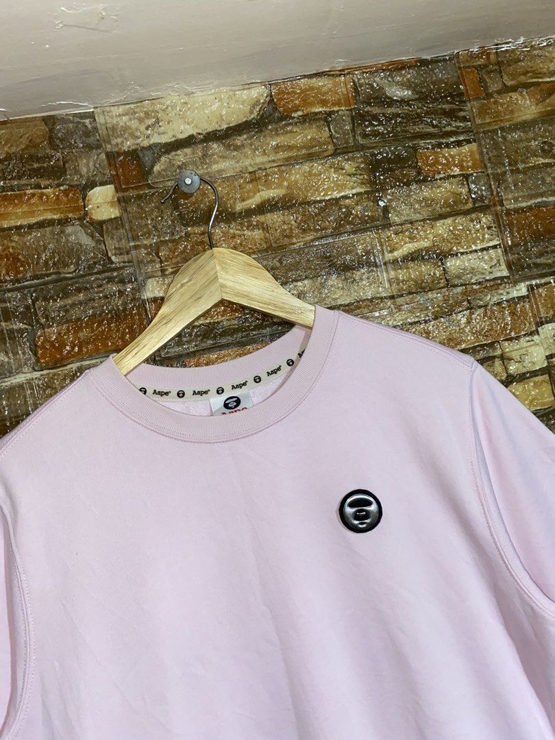 AAPE BY BATHING APE SHIRT (Category: Tshirts & Polo Shirts ) located in Cebu City. Submitted by arsenyong (Listing ID 1467749905, Image 3). Description: 21 by 27 Very good condition Issue: minimal hairline /stain .