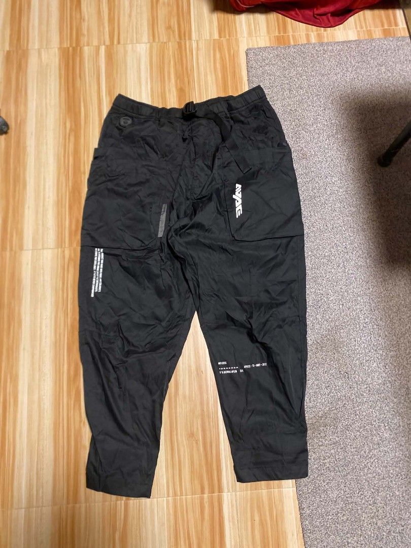 Aape Multi Pocket Pants (Category: Joggers) located in Ilog. Submitted by mikesthrift_ (Listing ID 1467760837, Image 1). Description: Aape Multi Pocket Pants Waistline : 34 / Length : 38 like new condition Price : 999+SF.