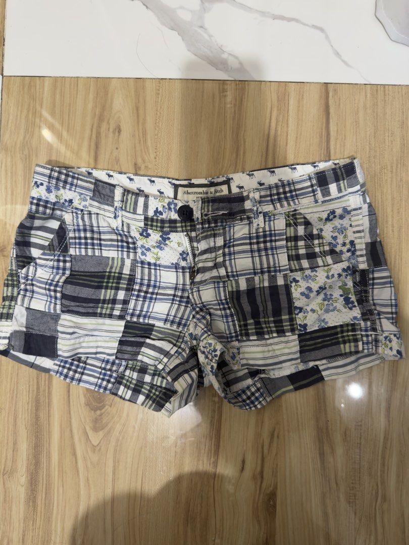 abercrombie & fitch patchwork short (Category: Shorts) located in Davao. Submitted by lilyofthevall3y (Listing ID 1467685019, Image 1). Description: .