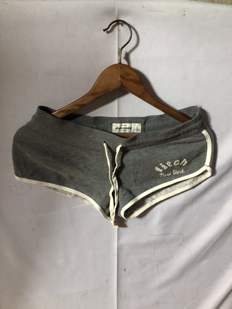 Abercrombie sexy short (Category: Shorts) located in Cagayan de Oro. Submitted by kennymiiiiii (Listing ID 1467640332, Image 1). Description: XL on tag Actual Xs-S Feel free to drop some offer.