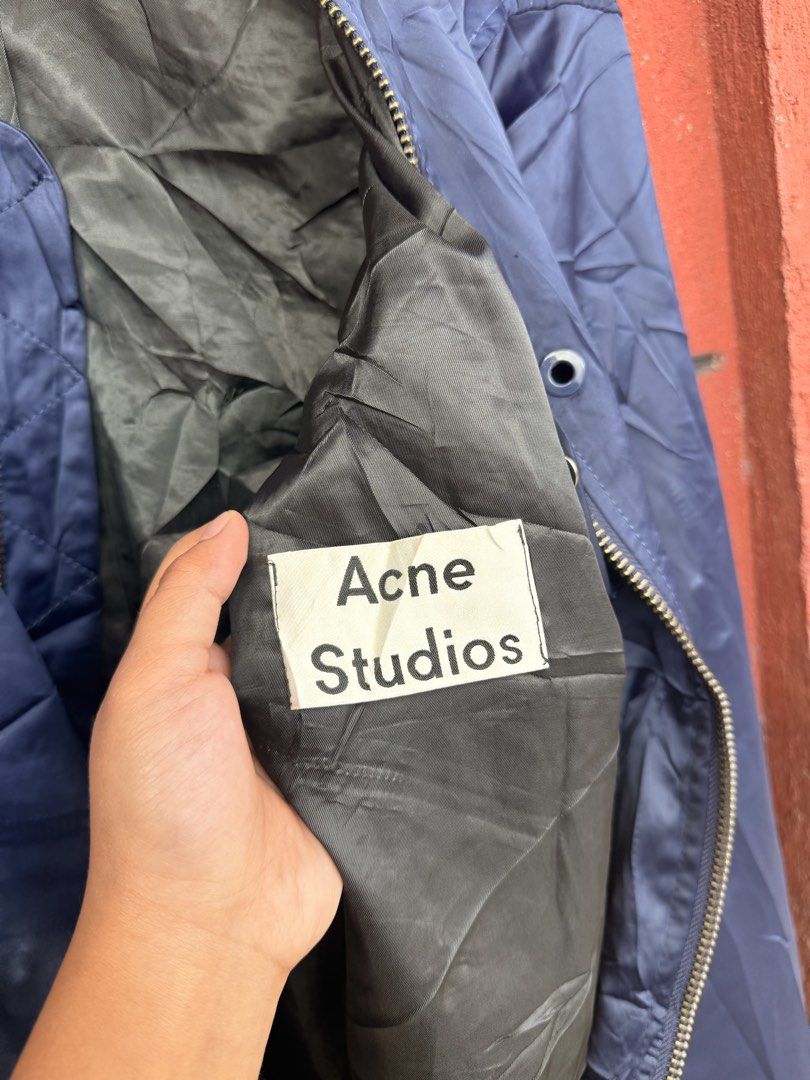 Acne Studios (Category: Coats, Jackets and Outerwear) located in Baguio. Submitted by mardimercredi14 (Listing ID 1467643467, Image 3). Description: 🔥 Acne Studios Dimensions: 23*27 Condition: excellent Color Rate: 10 ❌ needs laundry .