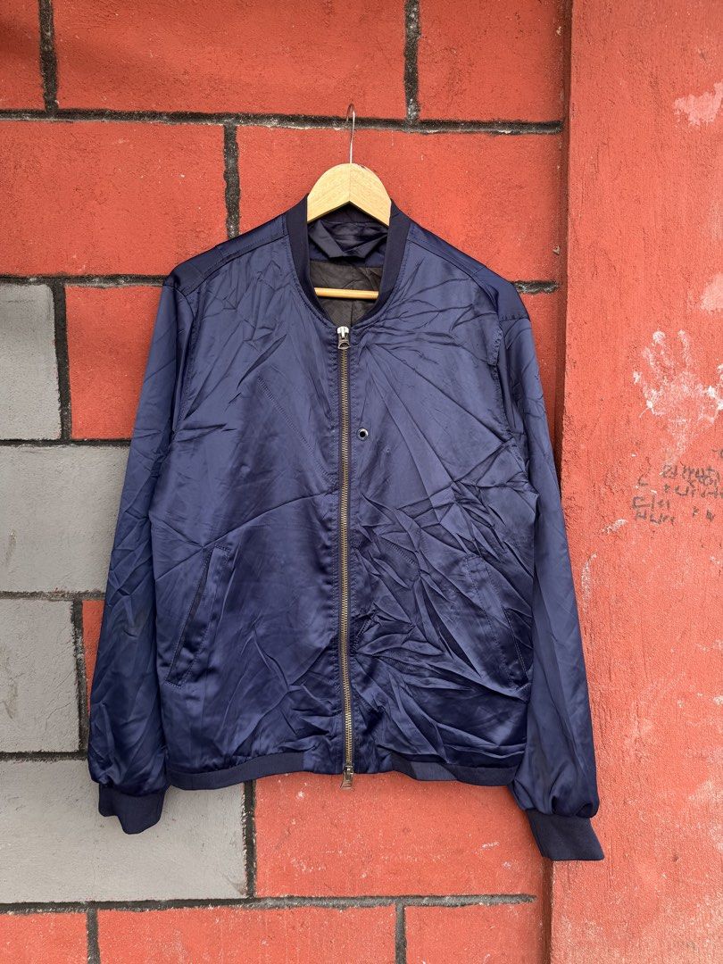 Acne Studios (Category: Coats, Jackets and Outerwear) located in Baguio. Submitted by mardimercredi14 (Listing ID 1467643467, Image 1). Description: 🔥 Acne Studios Dimensions: 23*27 Condition: excellent Color Rate: 10 ❌ needs laundry .