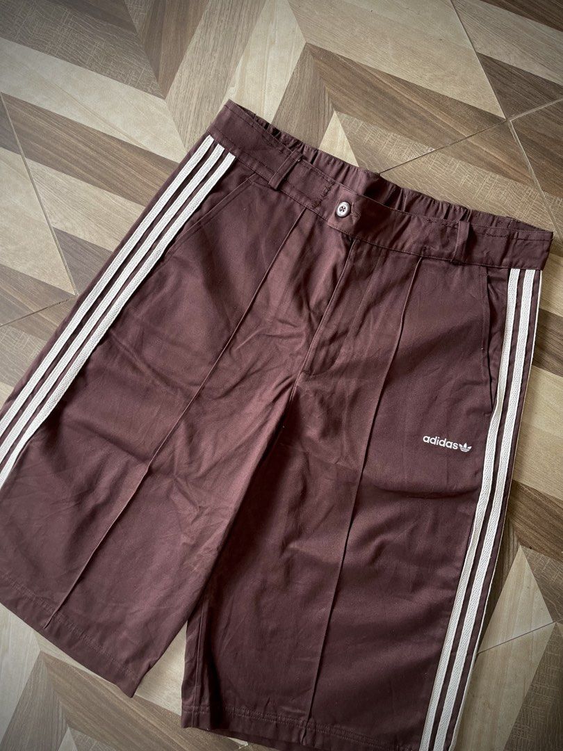 Adidas 3 Stripe Jorts (Category: Shorts) located in Pagadian. Submitted by thrift.wrld (Listing ID 1467713901, Image 2). Description: ( Adidas 3 Stripe Jorts ) Dimensions: • Waist: 36 • Length: 27 • Thigh: 15.5 • Hem: 13.5 Drop Prices: • Mine: 600 + ₱9O shipping fee (sf).