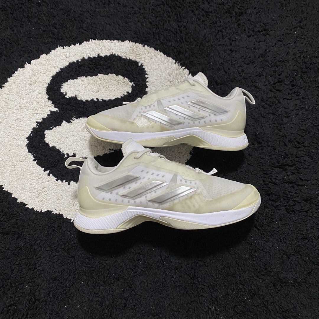 Adidas Ava court (Category: Sneakers) located in Danao, Cebu. Submitted by sneaks_cebu (Listing ID 1467820363, Image 1). Description: Adidas Ava Court Size 7wm 23.5cm -scratch and sockliner Php 1,450 .