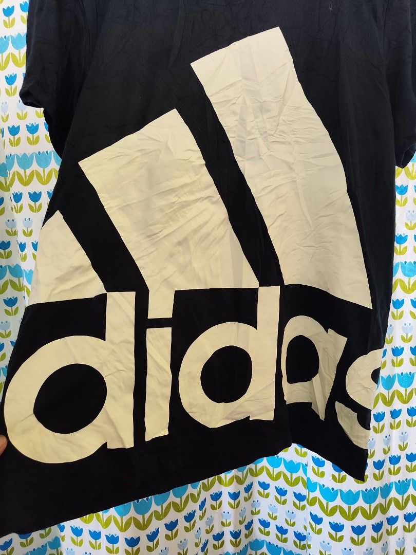 Adidas Big Logo 🔥 (Category: Tshirts & Polo Shirts ) located in Tabaco. Submitted by thrifttobecool (Listing ID 1467742166, Image 2). Description: Excellent Condition 💯 9.8/10 Color Rate 💯 21 Width 📌 28 Length 📌 Large ✅ 380 ✅ +sf 📌 Location Bicol ✅.