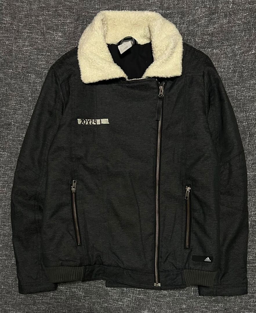 ADIDAS bomber-style jacket with a cream shearling collar (Category: Coats, Jackets and Outerwear) located in Manila. Submitted by thriftedbykab (Listing ID 1467719570, Image 1). Description: -Brand: ADIDAS -COMPLETE TAGS -Size: (L) -Width: 20 | Length: 24 -Condition: AS NEW -Color Rate:9.8/10 -Issue: NEED WASH.