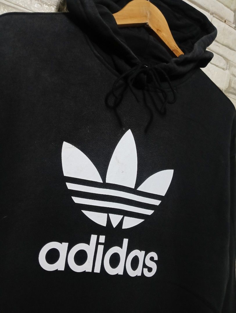 Adidas Hoodie (Category: Coats, Jackets and Outerwear) located in Manila. Submitted by 322thriftshop (Listing ID 1467831914, Image 3). Description: ADIDAS HOODIE • L'28 x W'22 • SIZE: LARGE •COLOR RATE: 9.5/10 •CONDITION: EXCELLENT.