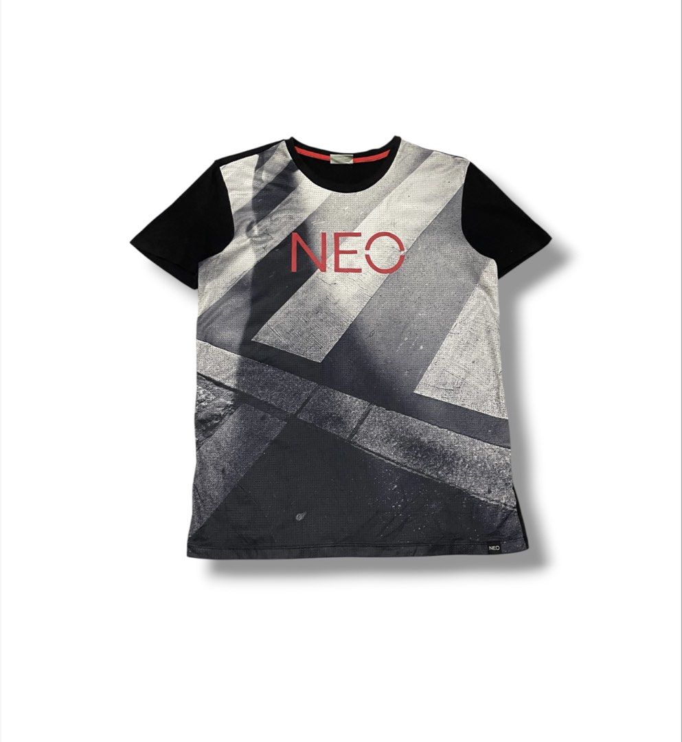 Adidas Neo Street Tee (Category: Tshirts & Polo Shirts ) located in Bulacan. Submitted by sanjisthrift (Listing ID 1467789528, Image 1). Description: Size Medium Width 19.5 Length 28 Good Condition 9/10 Slightly fade.