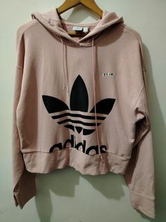 (Category: ) located in . Submitted by zyclothing03 (Listing ID 1467741958, Image 1). Description: .