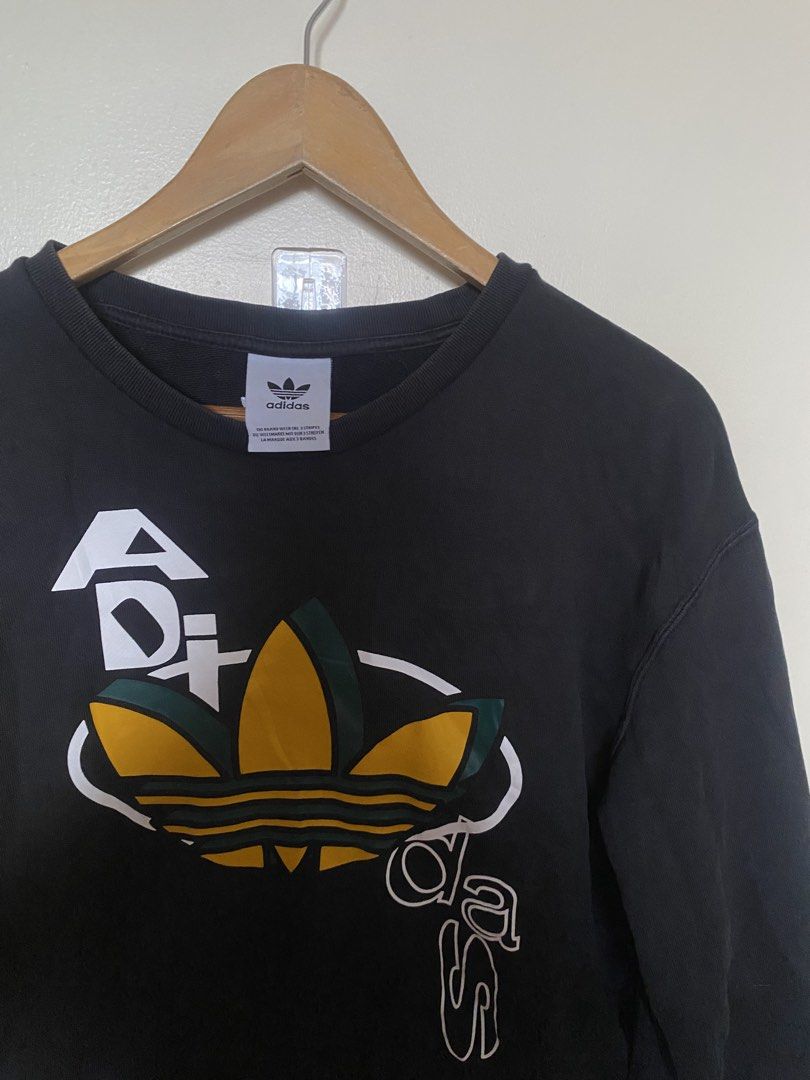 Adidas pullover M sale68 (Category: Coats, Jackets and Outerwear) located in Baguio. Submitted by buyforless_2600 (Listing ID 1467605063, Image 2). Description: .