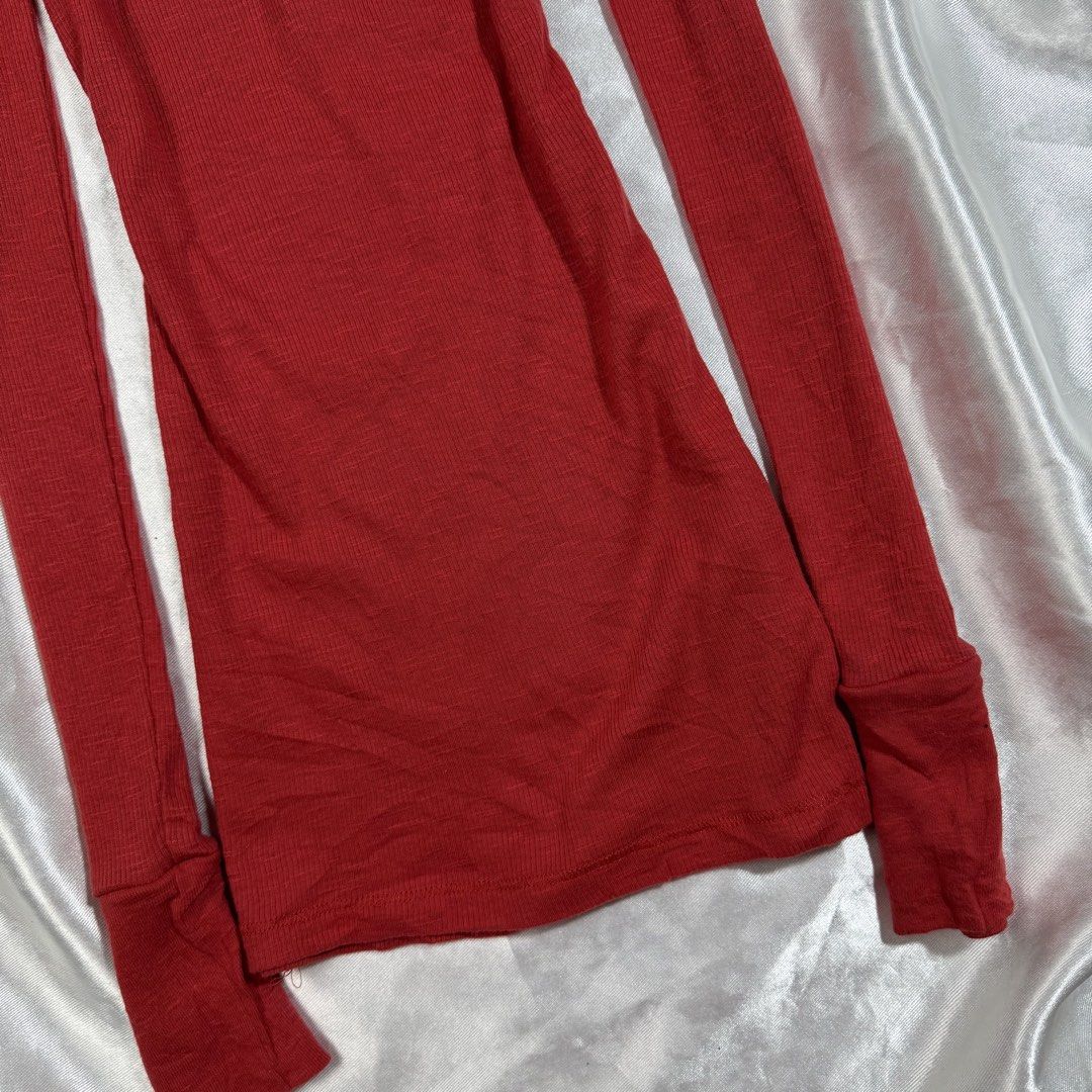 Aeropostale buttons longsleeve (Category: Announcements) located in Bacolod City. Submitted by antizero.6100 (Listing ID 1467753473, Image 2). Description: Excellent condition No flaws Need wash Embroidered design Size Xs on tag Fitted Check each photo for details.