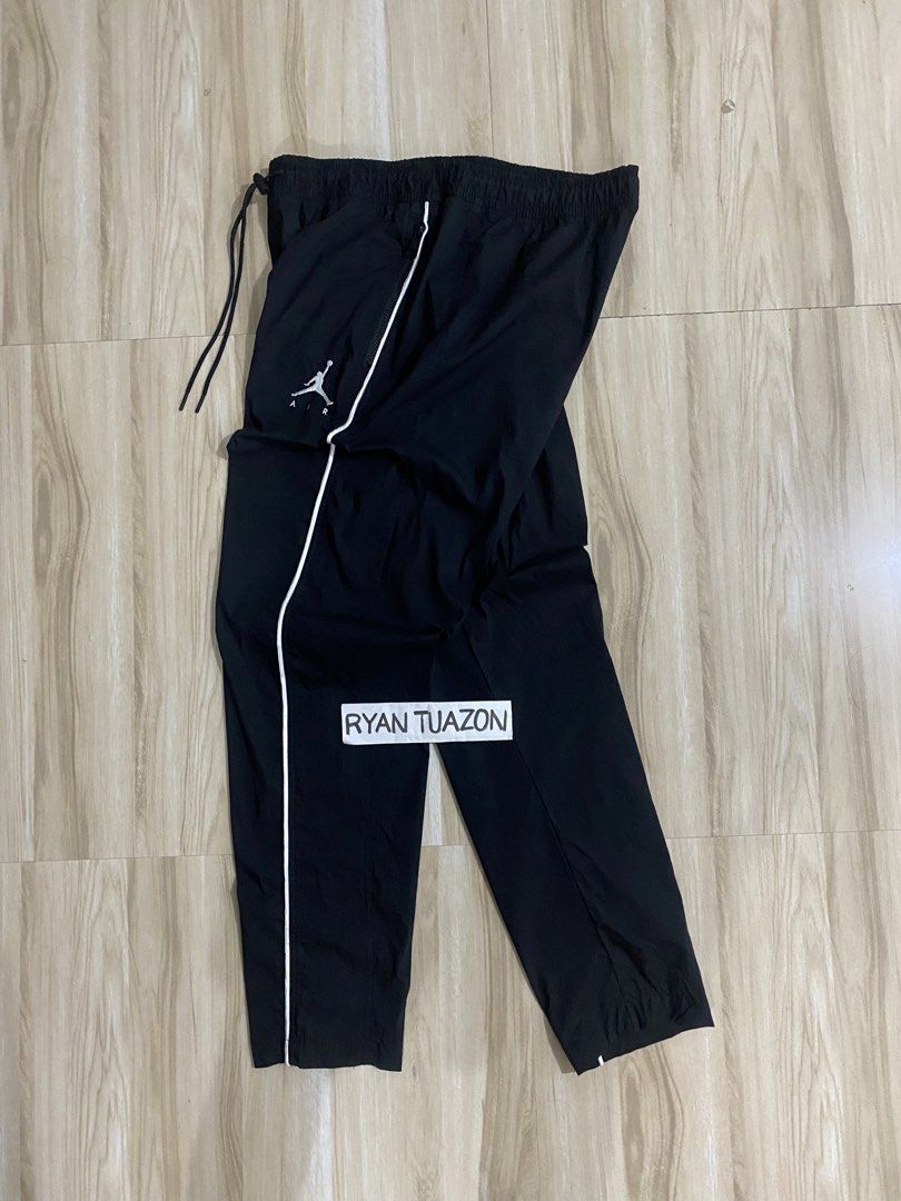 Air Jordan Woven Pants (Category: Joggers) located in Lubao. Submitted by thriftlangph (Listing ID 1467620404, Image 3). Description: 🏷P899 Air Jordan Jumpman Woven Pants 36 to 40W x 42L 13.5 Thigh 9.5/10 color rate Excellent No issue.
