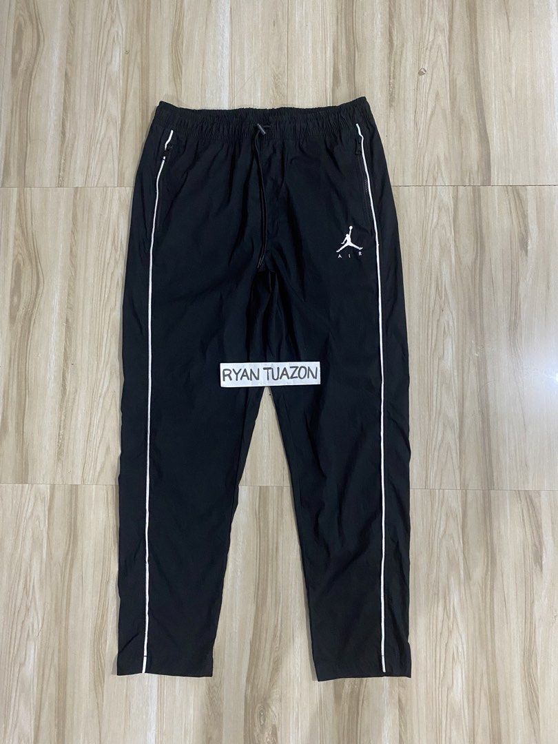 Air Jordan Woven Pants (Category: Joggers) located in Lubao. Submitted by thriftlangph (Listing ID 1467620404, Image 2). Description: 🏷P899 Air Jordan Jumpman Woven Pants 36 to 40W x 42L 13.5 Thigh 9.5/10 color rate Excellent No issue.