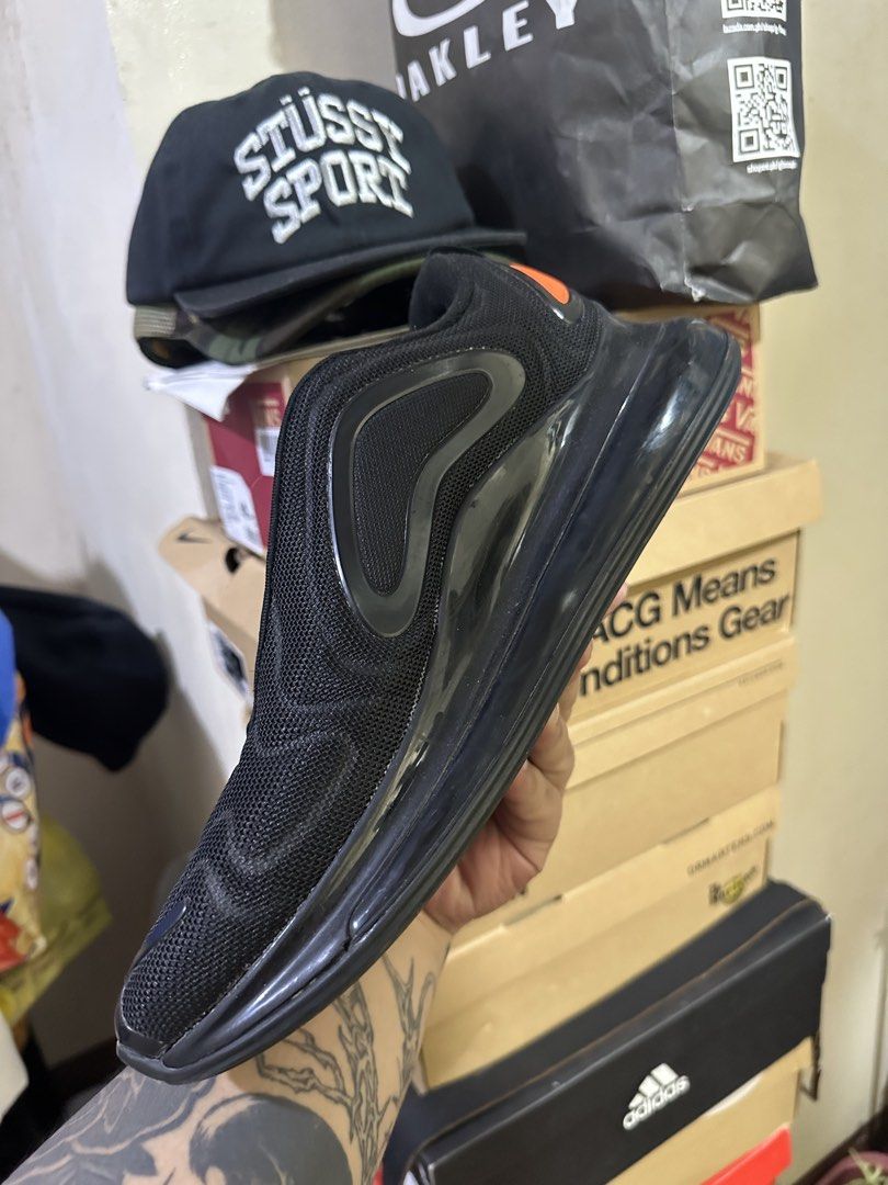 airmax 720 (Category: Sneakers) located in Manila. Submitted by istanzzjjne (Listing ID 1467757998, Image 3). Description: need reglue ung baba ng outsole no box negotiable .