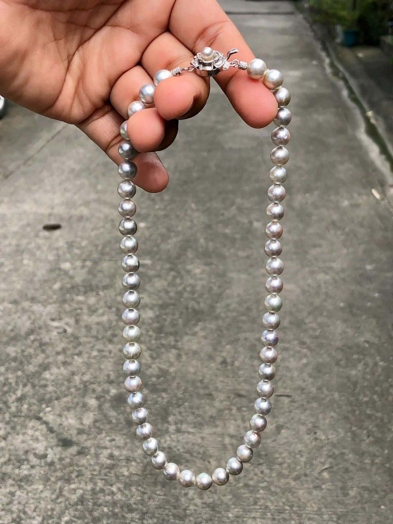 AKOYA PEARLS (Category: Necklaces) located in Bulacan. Submitted by koolstuffs_29 (Listing ID 1467696332, Image 2). Description: Imported from Japan Akoya Pearls -Shinohara Jeweler - 7.5mm-8mm Silver Blue Akoya 17” in length ₱6,500 -Silver Clasp - 6mm Cream White Akoya 17” in length ₱3,000 Marilao,Bulacan Thank you 😊.