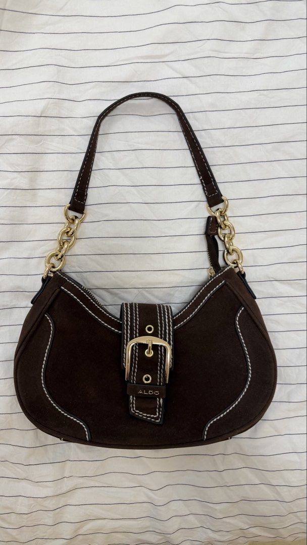 ALDO shoulder bag (Category: Shoulder Bags) located in Pasig City. Submitted by preloved_beauty_finds (Listing ID 1467758437, Image 1). Description: .