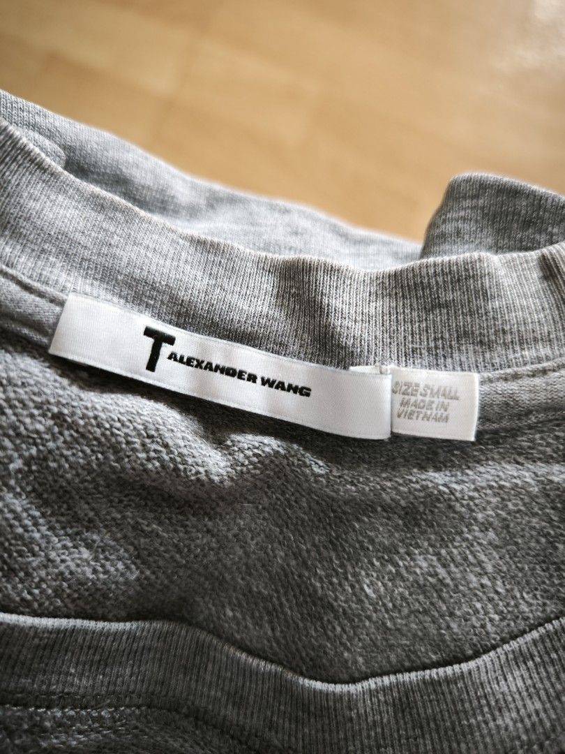 Alexander Wang shirt (Category: Shirts) located in Manila. Submitted by wearforce (Listing ID 1467772480, Image 3). Description: Alexander Wang shirt fit: S-M good condition color rate 9/10 450 + sf.