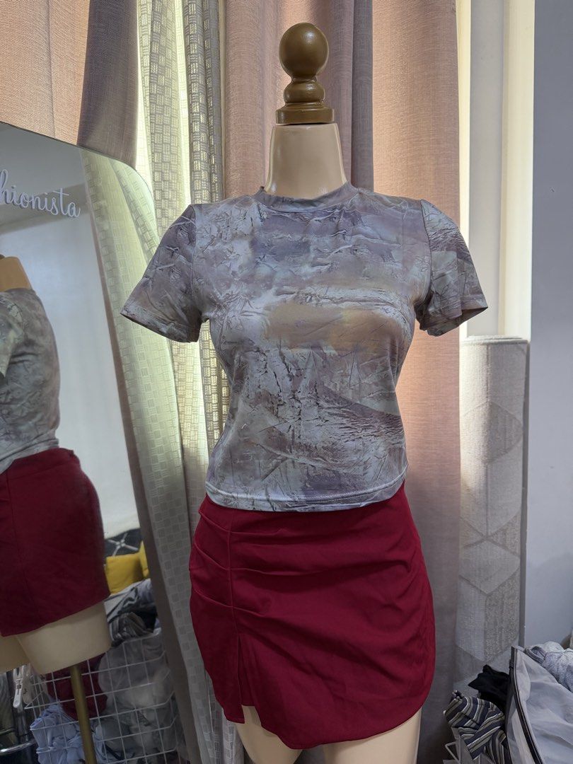 All Brand New tops Smal (Category: Others Tops) located in Manila. Submitted by iamfashionistapage (Listing ID 1467694043, Image 2). Description: All brand new. Price 100-150 withnpouch..