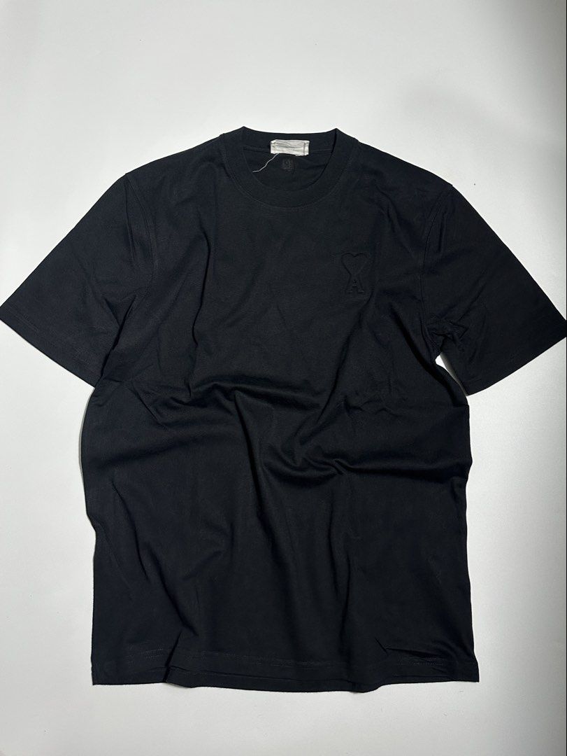 Ami Paris (Category: Formal Shirts) located in Valenzuela. Submitted by wytepicks (Listing ID 1467629772, Image 2). Description: Ami Paris Good as New Size Medium 1.5k only.
