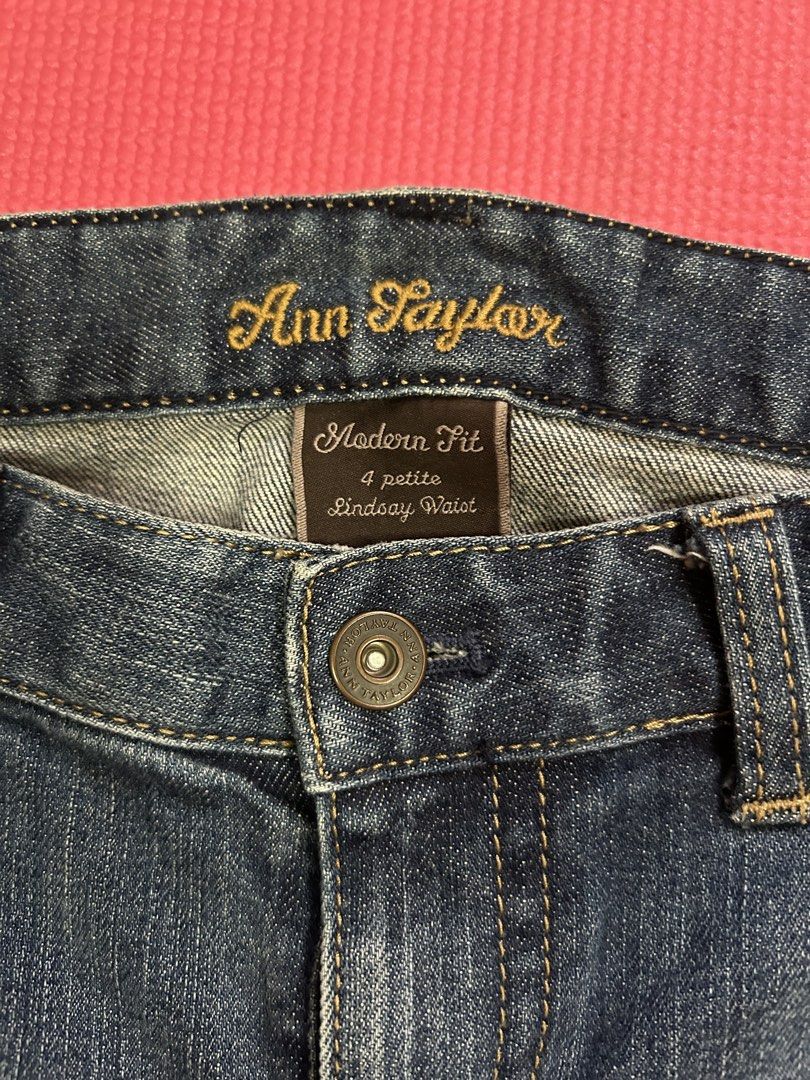 Ann Taylor Modern Fit Denim Jeans (Category: Jeans) located in Paranaque City. Submitted by runnerako (Listing ID 1467610798, Image 2). Description: Genuine Ann Taylor jeans bought in the US. No flaws, barely used, in mint condition. Size: 4 petite Style: Lindsay Waist (low waist).