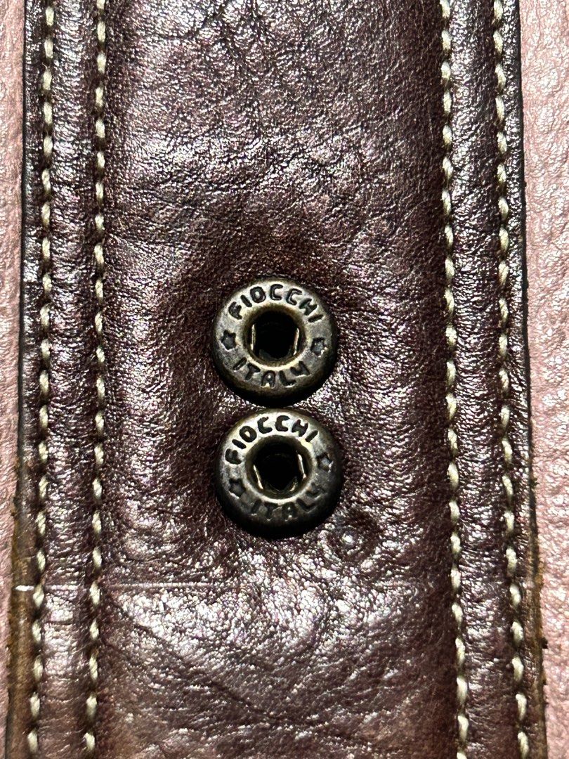 Anne klein Vintage long Wallet (Category: Wallets & Card holders) located in Pasig City. Submitted by minminreyn (Listing ID 1467741014, Image 3). Description: Anne klein vintage long wallet Preloved Condition Sign of used natural sa preloved hindi po tayo brandnew kaya manage your expectations What you see is what you get Cavite Jnt or lalamove Gcashpayment.