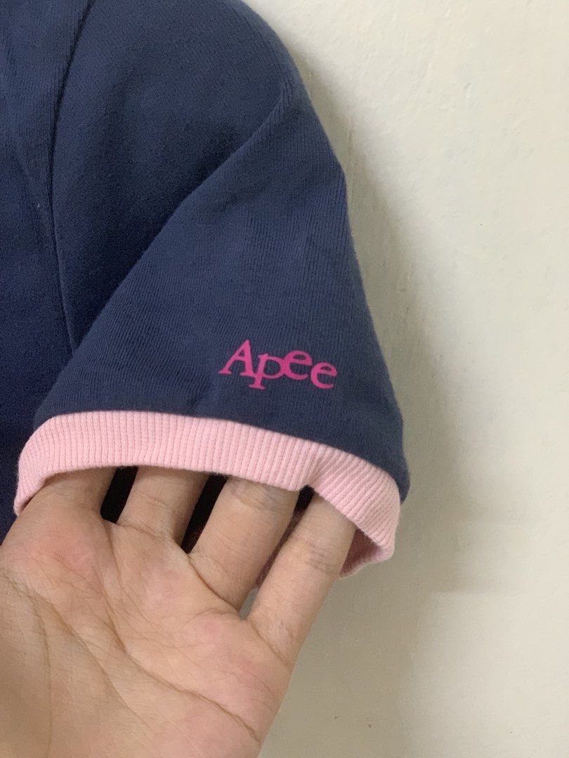 APEE TRIPLE HEART CROPTOP (Category: Others Tops) located in Manila. Submitted by scarlett_hope (Listing ID 1467743870, Image 3). Description: .