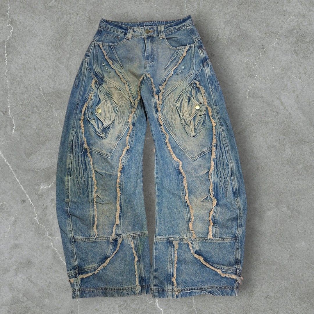 Apocalypse Washed Raw-Edqe Deconstructed Blade-Cut Jeans (Category: Jeans) located in Santa Maria. Submitted by xejdm.finds (Listing ID 1467672731, Image 1). Description: Heavy Pants Waist : 30.5 Length: 43 Hem : 12 Material: Cotton - 92.7, Polyster - 3.1, regenerated fiber - 4.