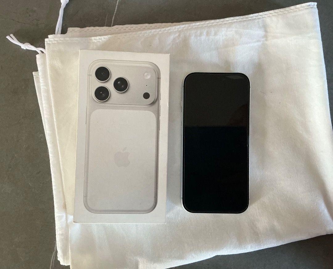 Apple iPhone 17 pro (Category: iPhone 17 Series) located in Caloocan City. Submitted by den_b.5 (Listing ID 1467684293, Image 2). Description: - Model: Apple iPhone 17 Pro - Color: Silver - Condition: Pristine, 11 months old but very good condition (lady-owned) - Inclusion: Original box included, original charger (free cases also if lady buyer) - Features: Fully functional screen, intact power and volume buttons, triple camera setup, 97% batt hea