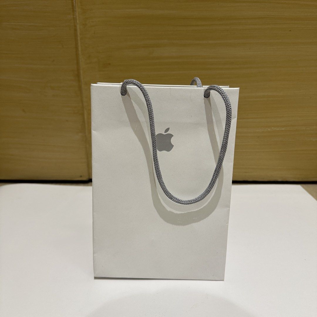 Apple small paperbag (Category: Luxury Bags & Wallets) located in Quezon City. Submitted by timelessfinds (Listing ID 1467774766, Image 1). Description: .
