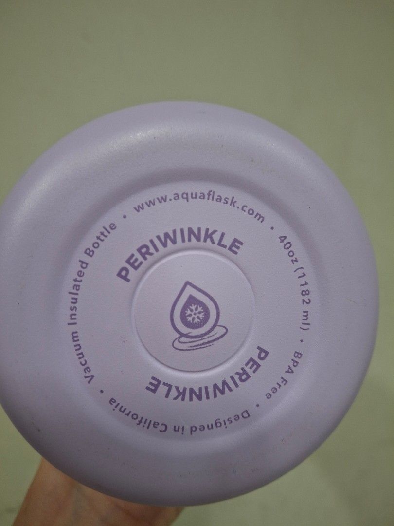 Aqua Flask Tumbler (Category: Water Bottles & Tumblers) located in Quezon City. Submitted by olx.jodi (Listing ID 1467677628, Image 3). Description: 40oz Periwinkle Used twice. Too big for me..will buy a smaller one instead...