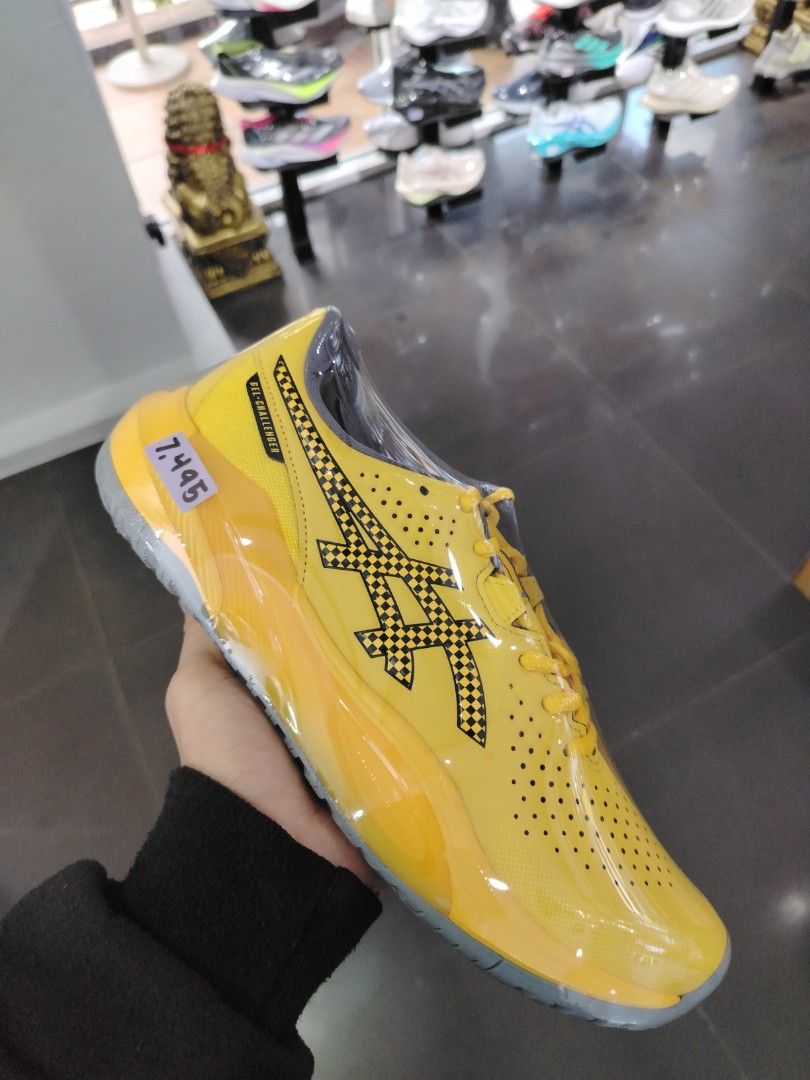 Asics Gel Challenger 15 (Category: Sneakers) located in Quezon City. Submitted by rvnnnnnn (Listing ID 1467682764, Image 1). Description: .