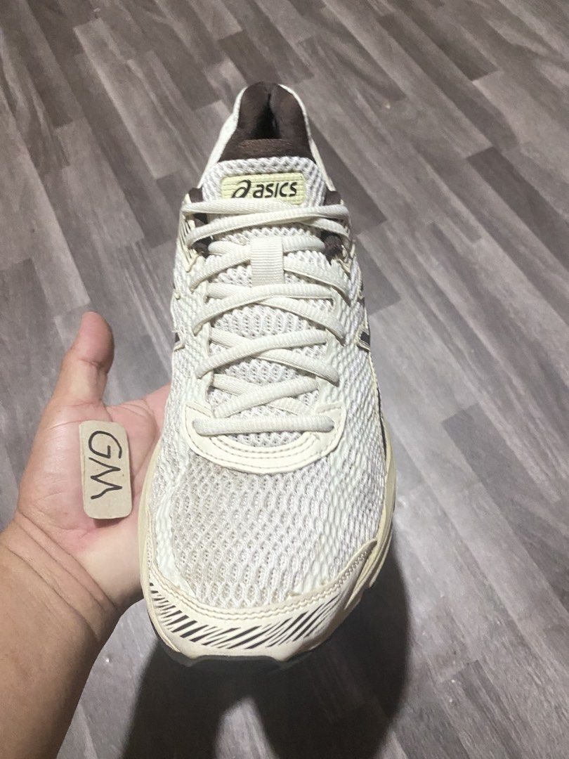 Asics Gel Flux 4 (Category: Sneakers) located in Cebu City. Submitted by freemoon.b85e0c (Listing ID 1467805324, Image 3). Description: Asics Gel Flux 4 Legit/2nd hand Size 9 us/8 uk/42.5 euro/27 cm Price 1550 plus sf Good condition.