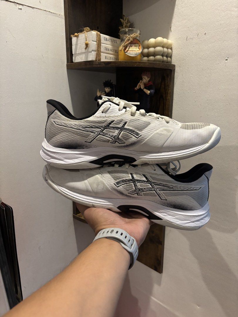 ASICS Netburner Ballistic FF 4 (Category: Sneakers) located in Valencia. Submitted by bukidthrift (Listing ID 1467691153, Image 3). Description: AUTHENTIC ☑️ SIZE 12 US | 11 UK | 46.5 EUR | 29.5 CM VERY GOOD CONDITION NOTE: THRIFTED PAIR ONLY. PLEASE MANAGE YOUR EXPECTATIONS. PAYMENT FIRST ✅ NO COD/COP ❌ MOP - GOTYME BANK/GCASH 💳 BUKIDNON MINDANAO LOC 📍.