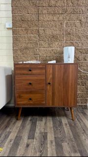 (Category: ) located in . Submitted by priceworthfurniture (Listing ID 1467636566, Image 1). Description: .