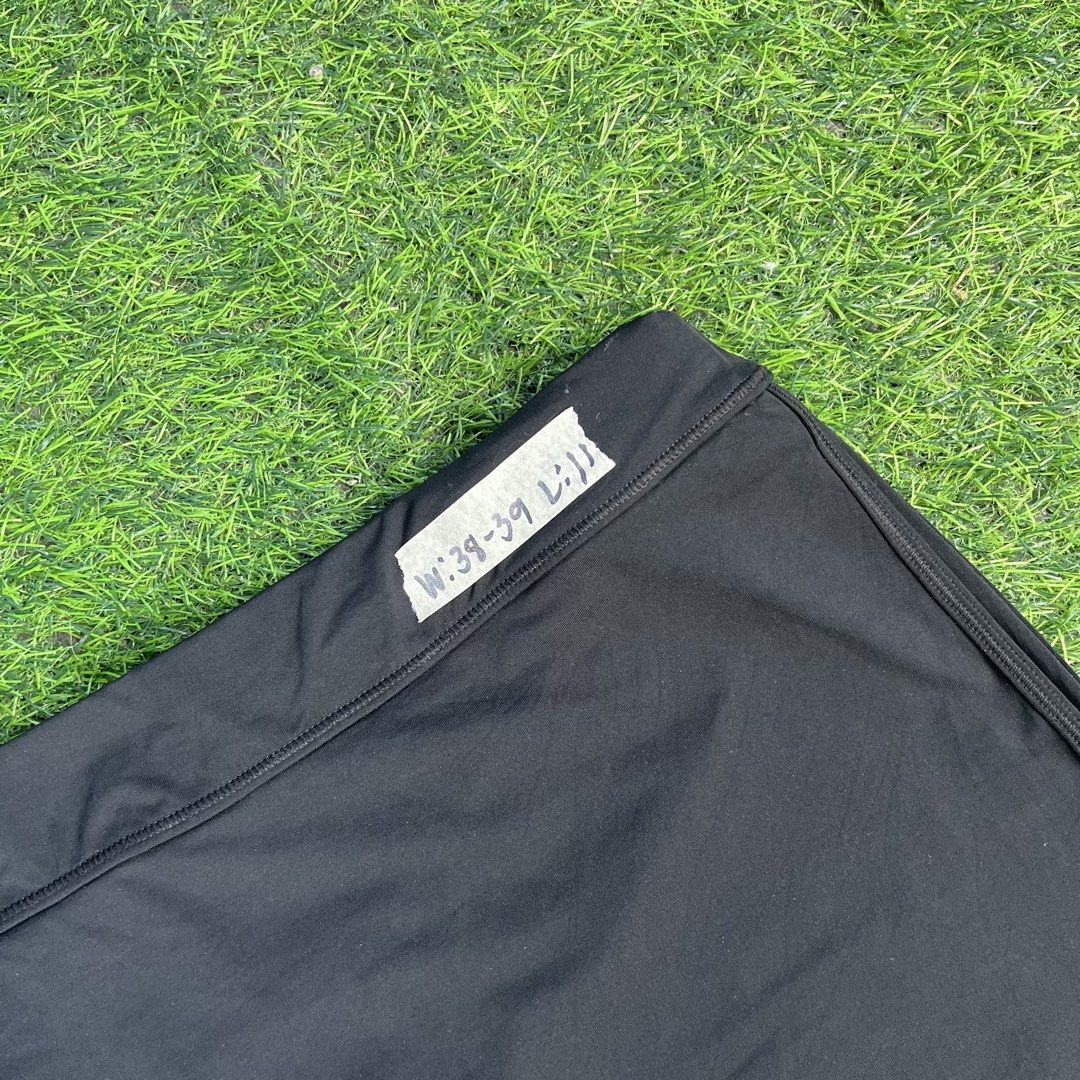 Athleta Swim Skirt Black Size L (Category: Skirts) located in Cuyapo. Submitted by Ashtyn.Pre.Loved (Listing ID 1467733993, Image 2). Description: - Brand: Athleta - Color: Classic Black - Features: Built-in bottoms for extra coverage and comfort - Measurements: Width 38-39 Length 11 - Material: Shell (75% nylon, 25% lycra), Lining (100% polyester) .