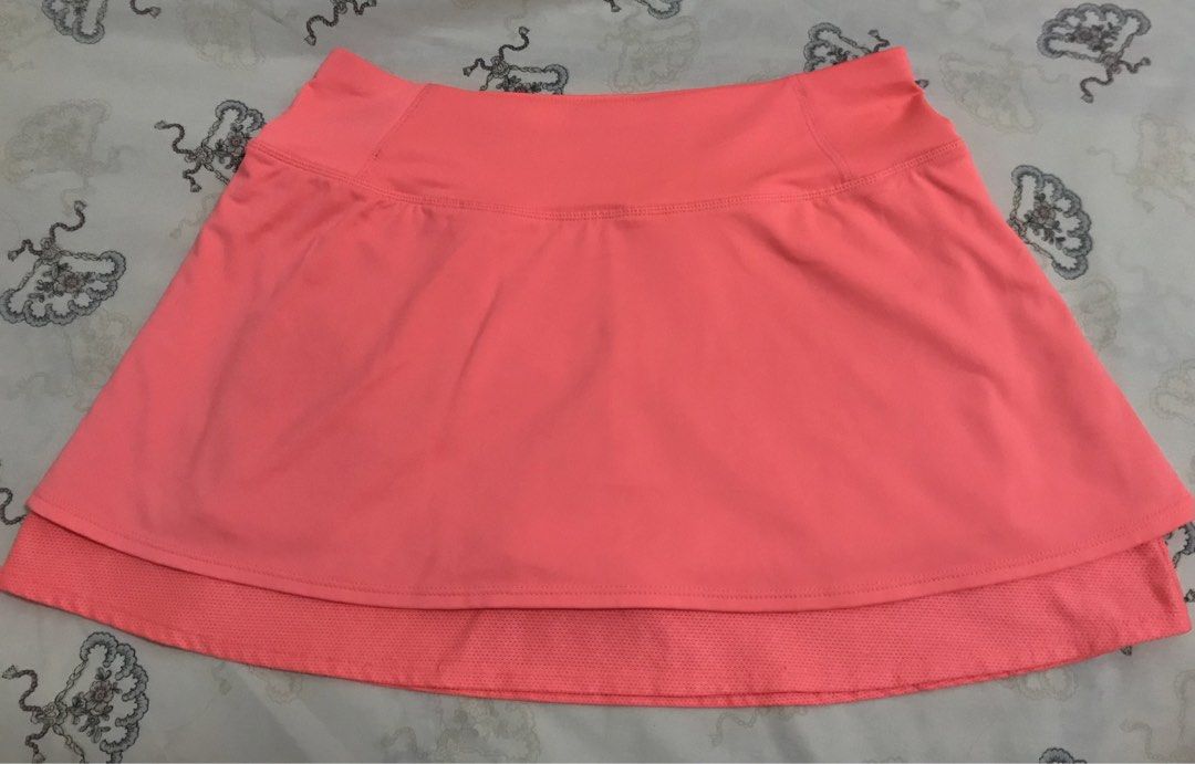 Athleta Tennis Skirt (Category: Activewear) located in Manila. Submitted by freshlemon58885 (Listing ID 1467681244, Image 1). Description: With Inner cycling XS on tag Made in Vietnam .