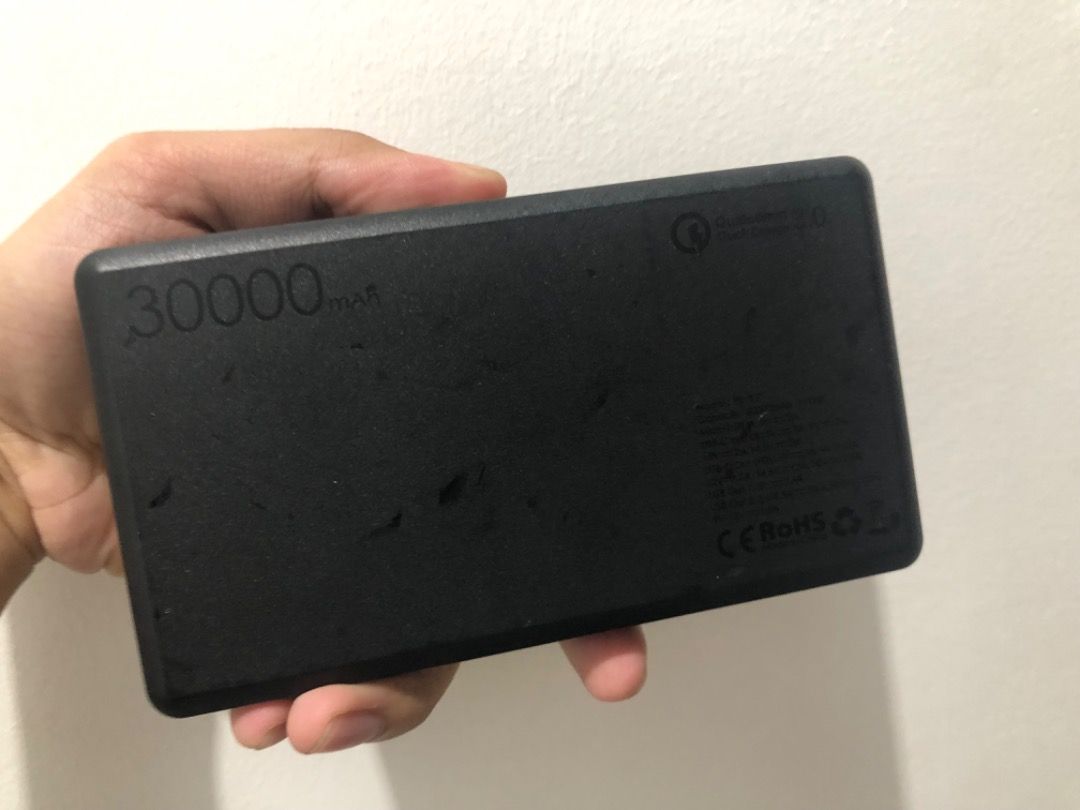 Aukey 30000 (Category: Batteries & Power Banks) located in Manila. Submitted by kissa.1890 (Listing ID 1467710190, Image 2). Description: .