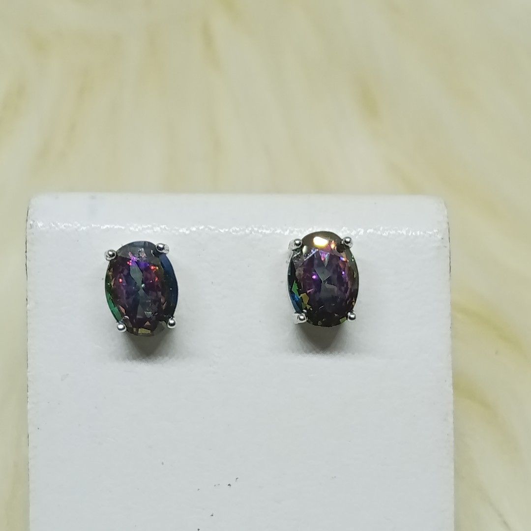 Aura Quartz Stud Earrings 💌 💯% Natural stone 💌 silverplated (Category: Earrings) located in Ozamiz City. Submitted by leovelle. (Listing ID 1467609838, Image 2). Description: Aura Quartz Stud Earrings 💌 💯% Natural stone 💌 silverplated.