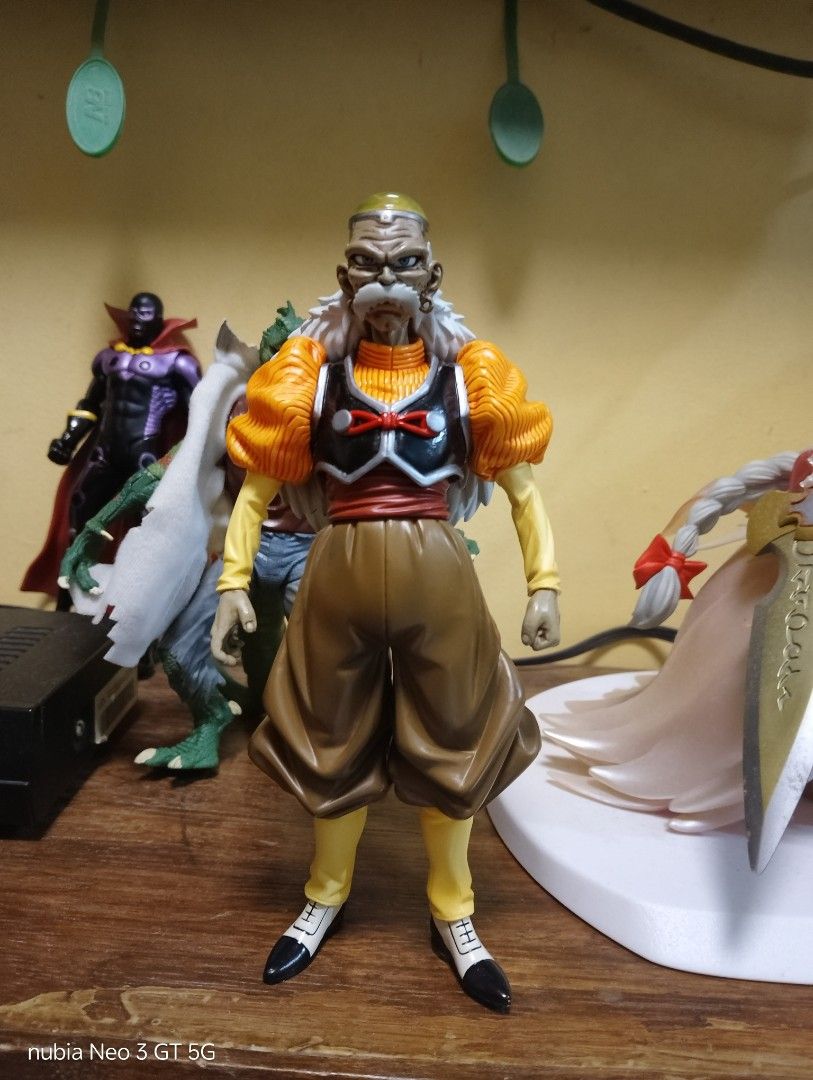 Authentic Android 20 (Dr. Gero) figure (Category: Action & Battle Toys) located in Mabalacat. Submitted by babyjamil1919 (Listing ID 1467666093, Image 3). Description: Authentic as is only missing base pero nkakatayo nman and parang glue sa ilalim ng paa parang dinikit dati see picture nlng pero ganda ng details nya.