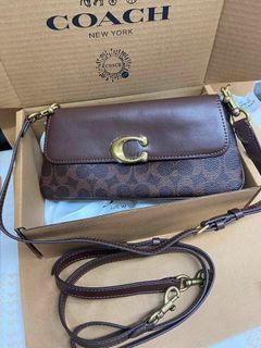 (Category: ) located in . Submitted by luckyperfectfinds (Listing ID 1467738151, Image 1). Description: .