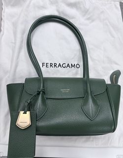 （分類：）位於 。 由 just.wanna.sell.store 提交（商品編號 1467748050，圖片 1）。簡介： 。