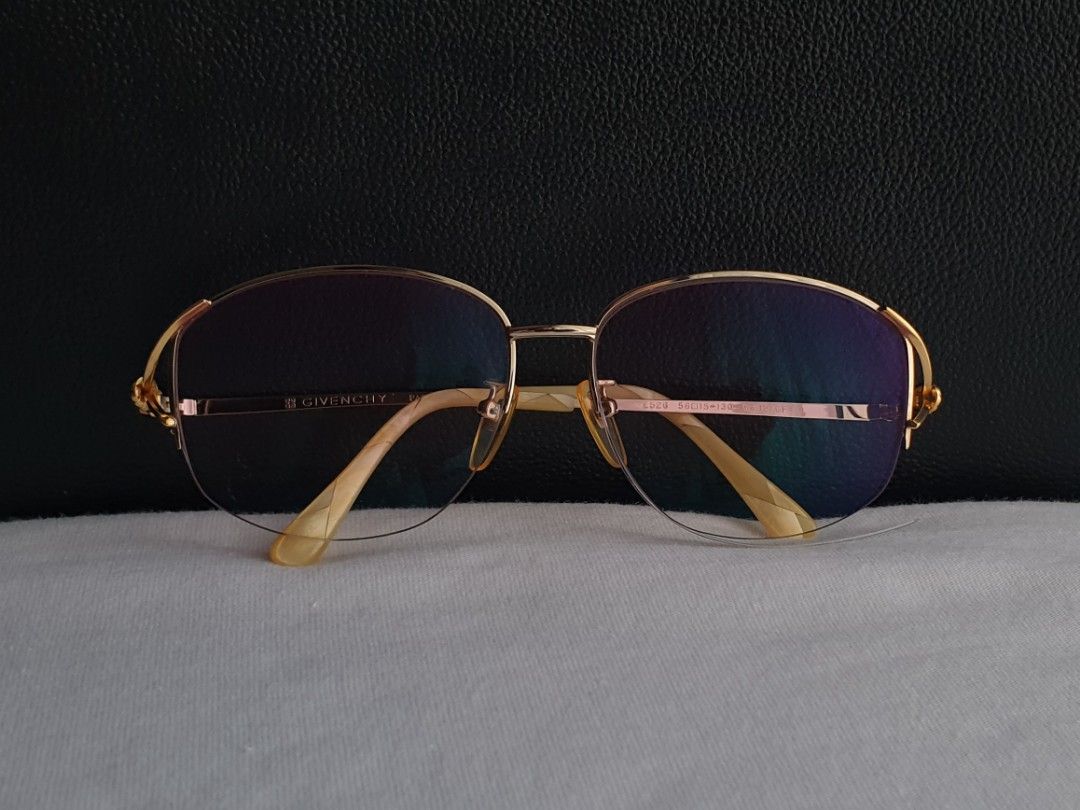 Authentic Givenchy 12KGF Eyeglass Frame (Category: Sunglasses & Eyewear) located in Quezon City. Submitted by WasalakTwo (Listing ID 1467789793, Image 2). Description: Bought in Japan Authentic Goodcondition Still presentable Lens are graded, but replaceable Open for delivery nationwide Front Width 13.7cm Front Height 4.5cm.