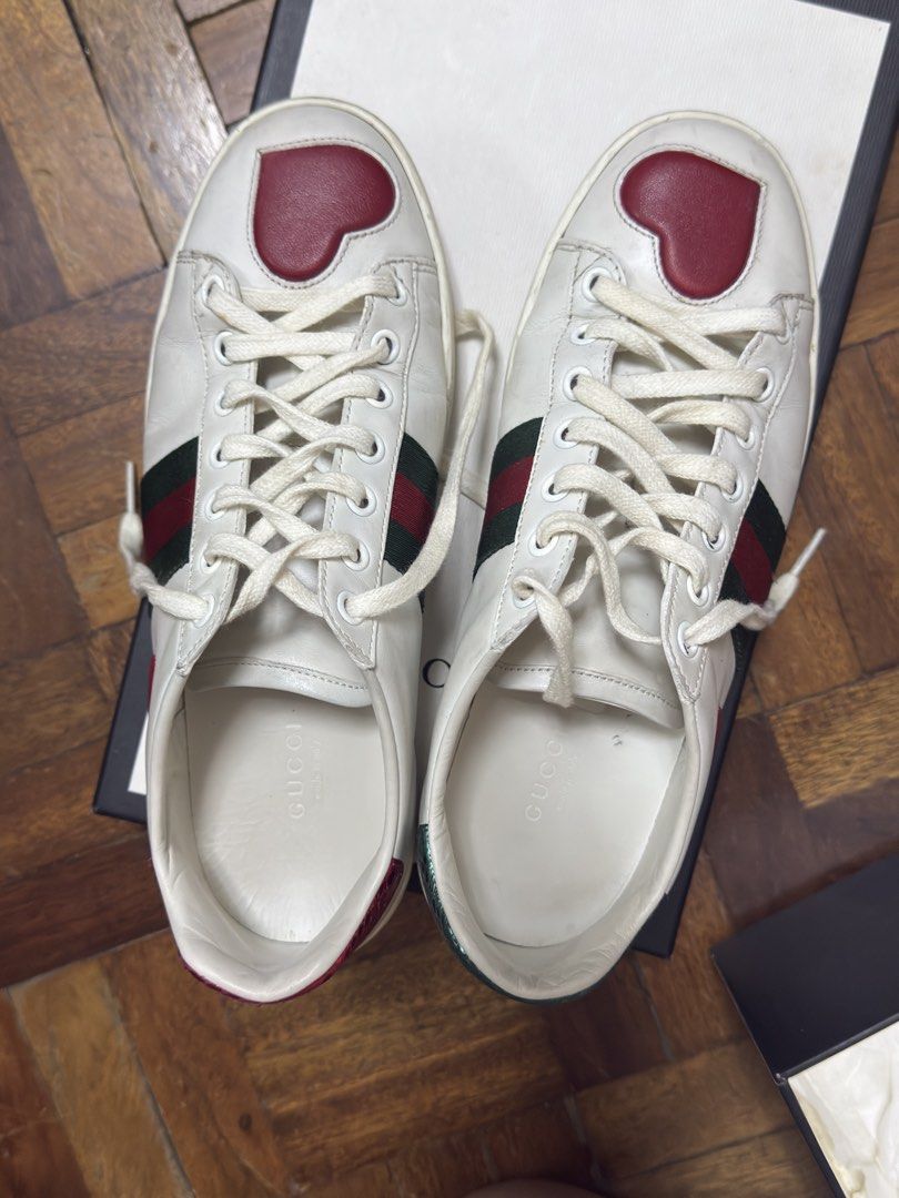 Authentic Gucci Sneakers (Category: Sneakers & Footwear) located in Makati City. Submitted by cars_online (Listing ID 1467726783, Image 3). Description: authentic gucci sneakers with box size 37 on tag.
